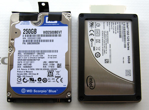 Image: NEC Lavie Light BL350/FWのHDDをSSDに交換