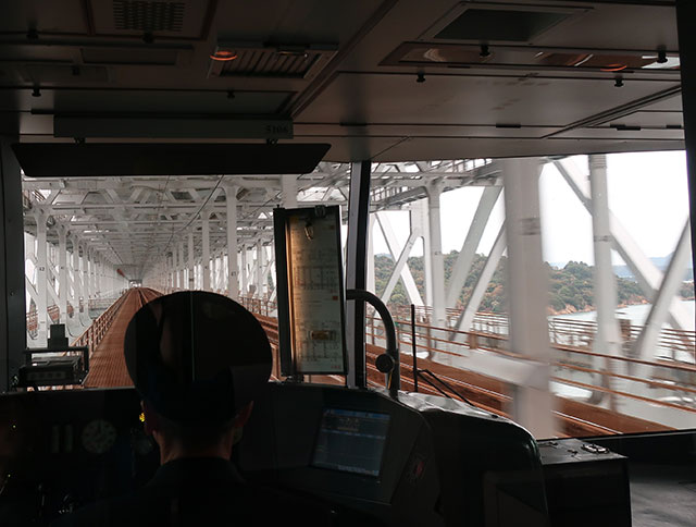 Image: 瀬戸大橋線