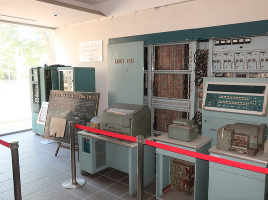 Image: 240530 初期の商用コンピューター UNIVAC / Bendix [東京理科大学 野田校舎]
