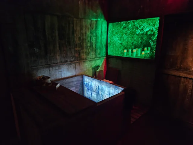 Image: ホラーにふれる展