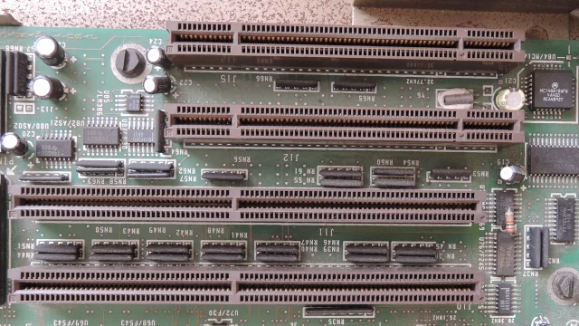 Image: Auxiliary Video Extension (AVE)は単なるVGAスルー出力ではない [PS/55]