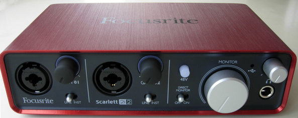 Image: Focusrite Scarlett 2i2 USBオーディオインターフェイス